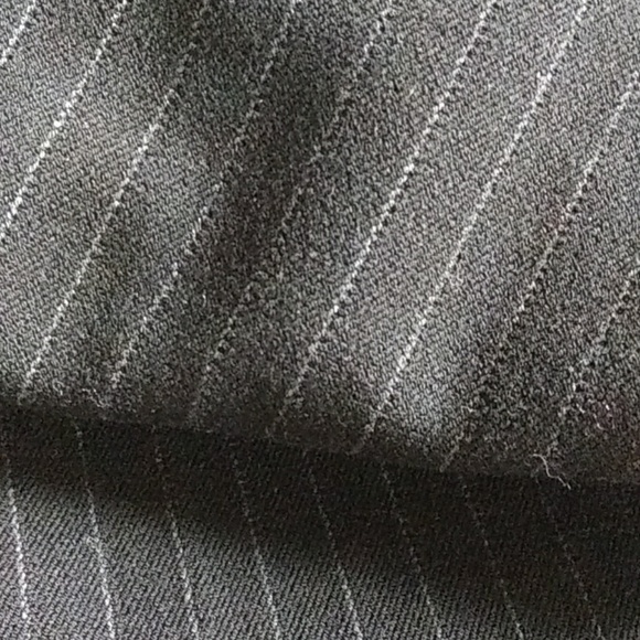 Express Pin-striped Dress Pants Size 2 short - Picture 3 of 4